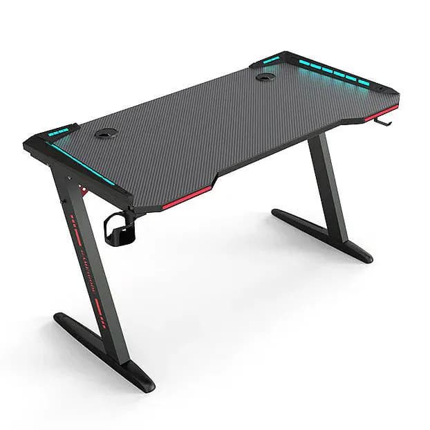ScanFX Z5 RGB Backlight 140cm Wide Gaming Desk 1