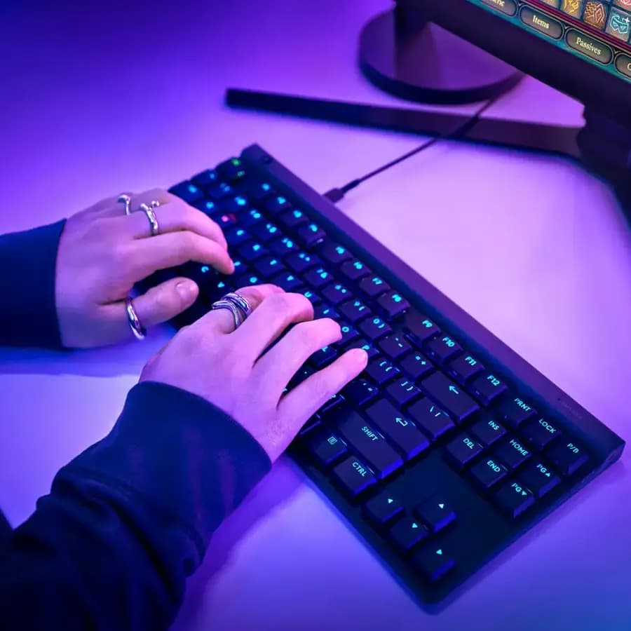 Logitech G515 TKL Wired Black 3